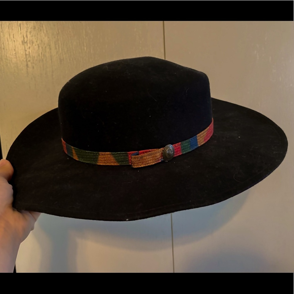 Women’s Wide Brim Fedora